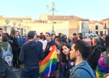 «Solidaridad con los multados por la protesta contra los pseudocursos ilegales del obispado para “curar” la homosexualidad»