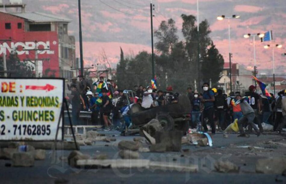 Bolivia. Otro día de represión brutal de la policía en Cochabamba