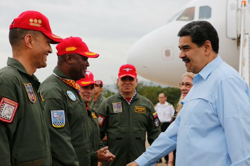Maduro denuncia complot desde Colombia contra Aviación venezolana