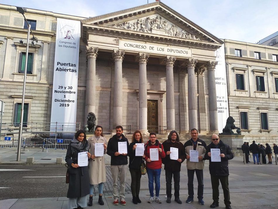 La Plataforma Estatal por la Escuela Pública convoca a los partidos políticos a una reunión en defensa del derecho a una educación integral