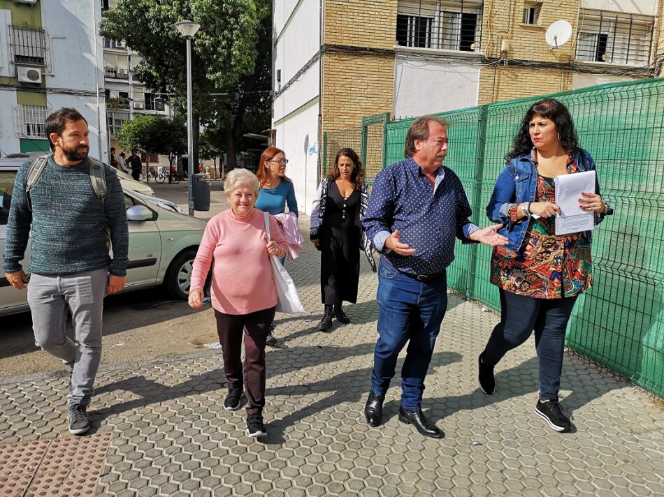 Adelante Sevilla reclama una mejor limpieza y más equipamientos para la barriada del Rocío