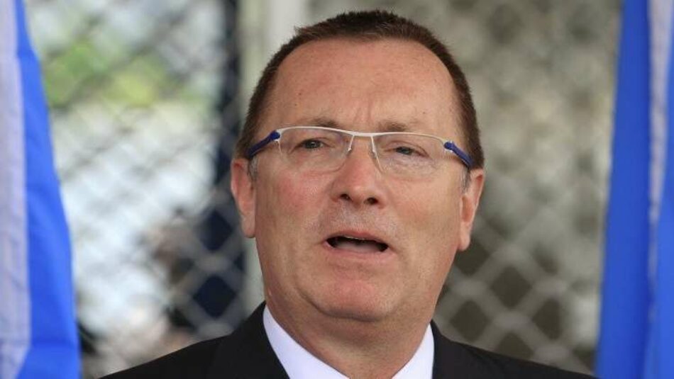 Feltman: Los libaneses deberán seguir la política de EEUU o hacer frente al caos