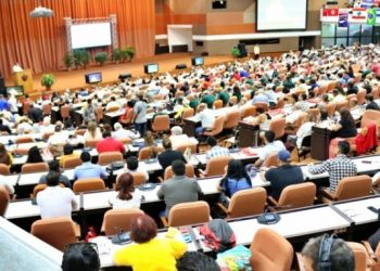 Un frente común contra el imperialismo y los golpes