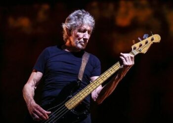 Roger Waters envía mensaje de apoyo a Evo Morales