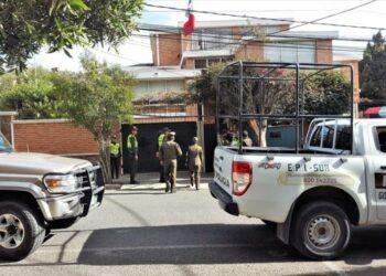 México repudia “hostigamiento” contra su embajada en Bolivia