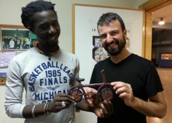 Una aventura solidaria une Murcia con Senegal en bicicleta