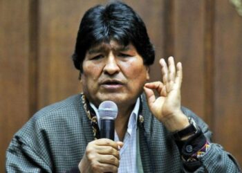 Evo Morales viaja a Cuba y ultima su salida definitiva de México para instalarse en Argentina