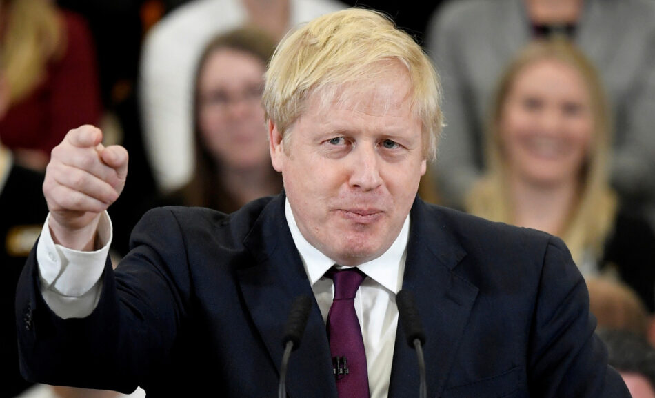 Boris Johnson gana las elecciones británicas por amplia mayoría