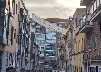 Paralizada la intentona de desahucio perpetrada por el SAREB contra 27 familias en Carabanchel