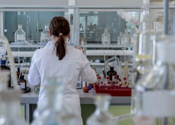 El sector químico duplica el ritmo de crecimiento del índice general de la Industria Española