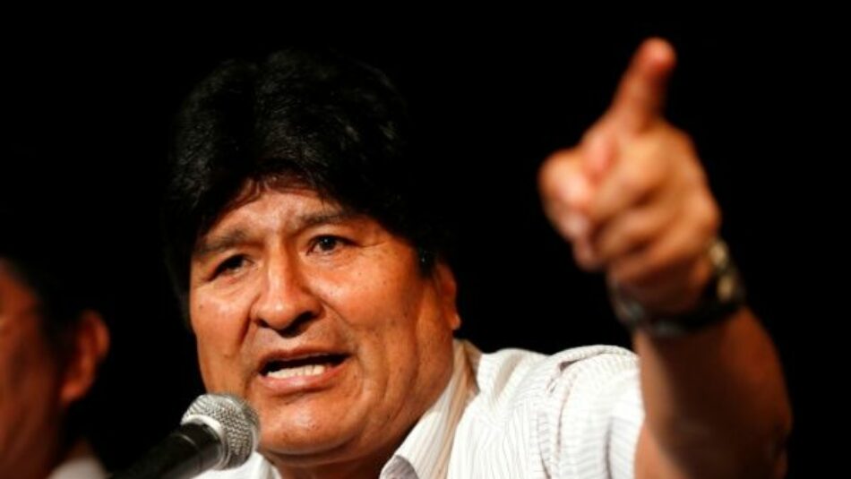 Evo Morales celebra aniversario de revolución democrática y cultural que refundó Bolivia