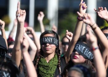 Performance feminista internacional. El violador eres tú (RECOPILACIÓN)