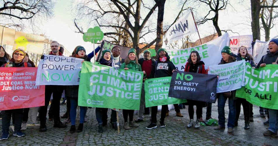 Amigos de la Tierra denuncia la amenaza que suponen los mercados de carbono para lograr una acción efectiva ante la crisis climática