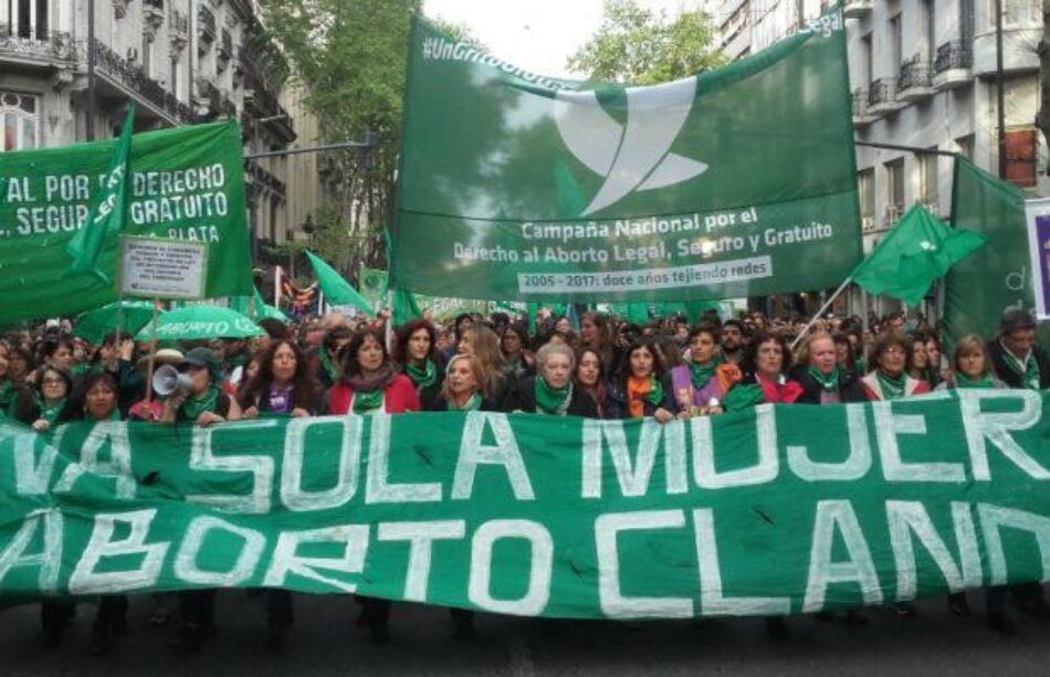 El ministro de Salud de Argentina presenta el nuevo protocolo de aborto no punible