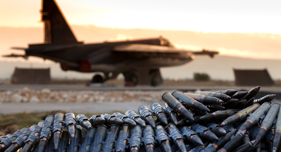Sistemas antiaéreos rechazan ataque con drones contra la base rusa Hmeymim en Siria