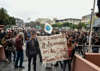 Chile. “Empezaron a caminar sobre mis piernas”: La denuncia que apunta a la Intendencia de Valparaíso como centro de detención y torturas