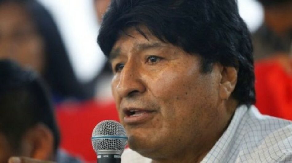 Evo Morales denuncia mentiras de la dictadura en Bolivia