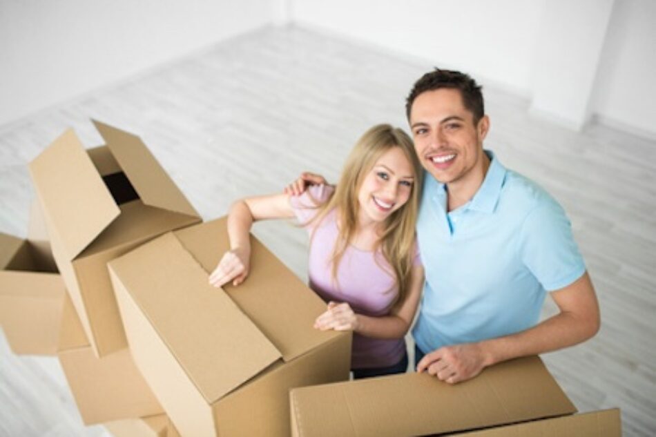 Cajeando ofrece la gama más completa de cajas de cartón y accesorios en pocos clics
