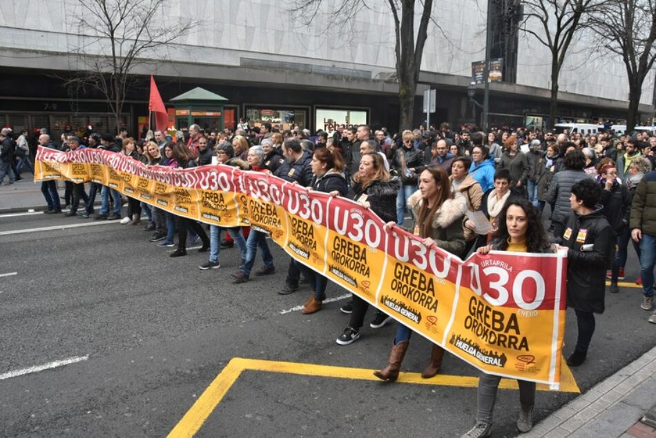 Los servicios públicos y el comercio se suman durante la mañana al amplio seguimiento de la huelga general de Euskadi y Navarra en la industria