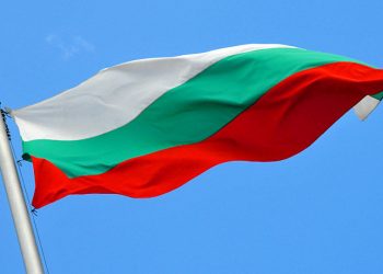 Bulgaria declara oficialmente personas no gratas a 2 diplomáticos rusos