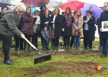 La Ruta Blas Infante visita oficialmente la fosa de Pico Reja, donde más de mil asesinados por el fascismo descansan junto al padre de la patria andaluza