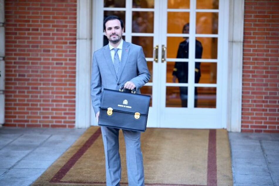 Alberto Garzón toma posesión de la cartera de Consumo “con enorme ilusión” y con la “convicción de que es posible mejorar la vida de las familias trabajadoras de este país”