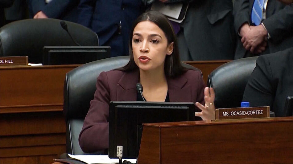 Alexandria Ocasio-Cortez desafía al aparato del Partido Demócrata: lanza un nuevo comité de acción política para apoyar al ala izquierda