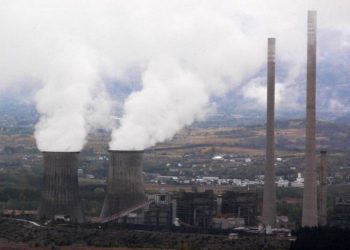 El PCE manifiesta su apoyo a los trabajadores de Nervión y denuncian la impasividad de ENDESA