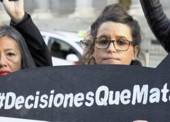 Greenpeace denuncia un caso que muestra cómo la ley franquista de Secretos Oficiales otorga impunidad al Gobierno cuando autoriza exportaciones ilegales de armas