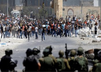 Más de 110 palestinos heridos en enfrentamientos con militares israelíes