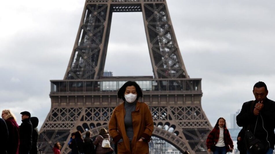 Francia reporta la primera muerte por coronavirus en Europa
