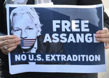 Comienza la campaña “No extraditen a Julian Assange”