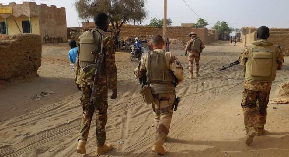 Francia enviará 600 militares adicionales a la región del Sahel