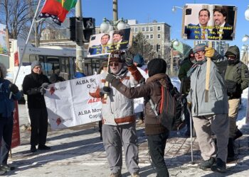 Guaidó dejado afuera, en el frío, durante la reunión del Grupo de Lima en Gatineau