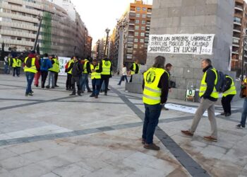 Acampada de la plantilla de Parques y Jardines de Zaragoza contra la precariedad y la explotación laboral