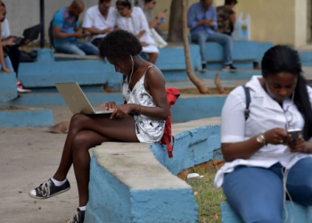 Internet es ampliamente accesible en Cuba: ¿Por qué EEUU insiste en que no lo es?, pregunta medio estadounidense