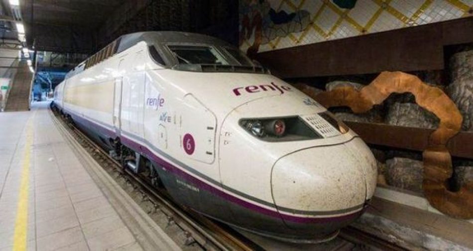 El modelo ferroviario del PSOE y el PP, 71% de inversión para el AVE que solo usa el 3,8 % de quien se desplaza en tren