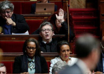 Francia. Reforma de las pensiones: el pedido de referéndum fue rechazado en un ambiente eléctrico en la Asamblea