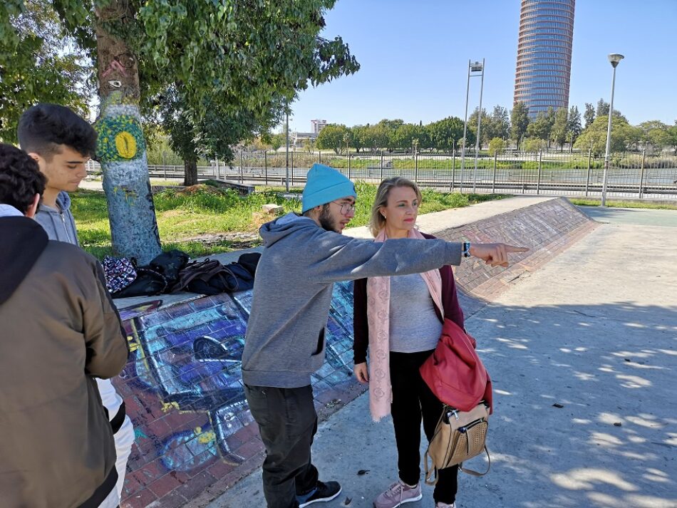 Eva Oliva de Adelante Sevilla: “Cualquier día tendremos que lamentar una desgracia en el Skatepark de Plaza de Armas por culpa del abandono de este gobierno municipal”