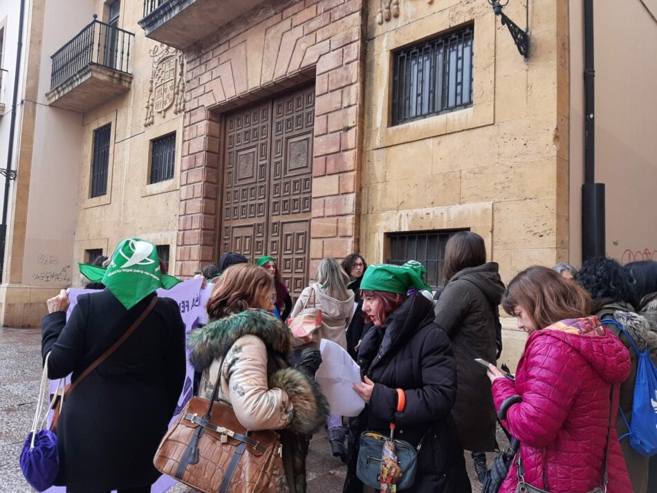 El Arzobispado de Oviedo nos ha negado un derecho básico y reconocido, apostatar