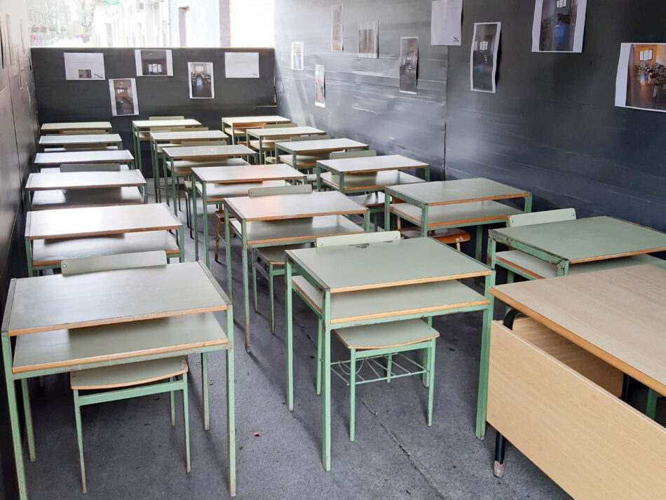 La Plataforma en Defensa do CEIP Frei Luís de Granada deja en evidencia las actuaciones de la Consellería de Educación en el único colegio público de Sarria