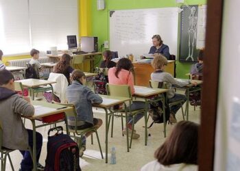 CGT denuncia más de 500 casos de ratios ilegales en las aulas andaluzas