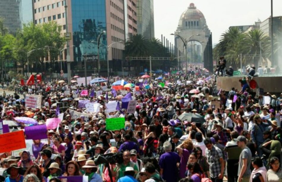 México. Manifestación del 8M ya en el Zócalo