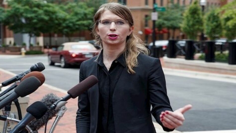 Juez de EE.UU. ordena liberación inmediata de Chelsea Manning