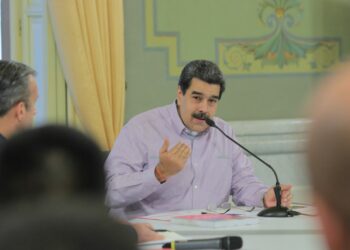 Maduro califica como un exabrupto de EEUU acusarlo de narcotraficante