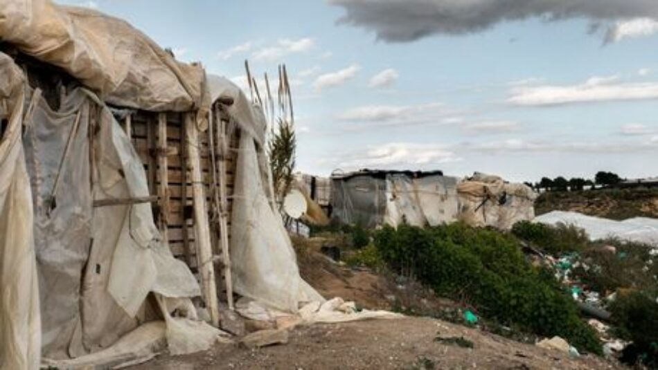 Sin agua, ni casa: trabajadores migrantes, capitalismo y esclavitud en tiempos de Coronavirus