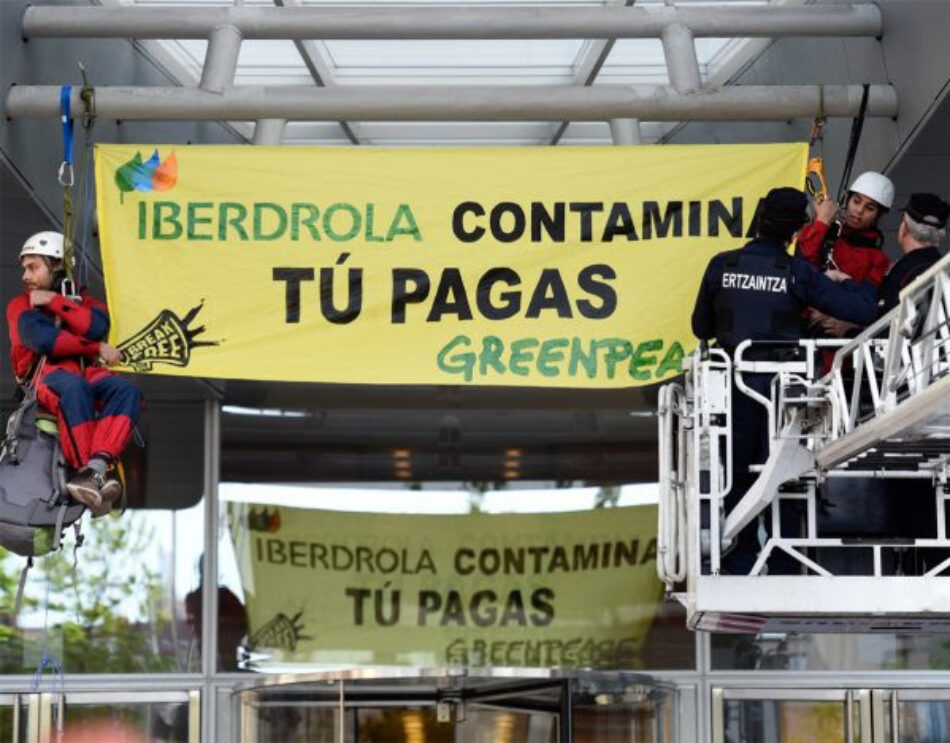 Greenpeace se persona como parte perjudicada en el caso Iberdrola por el espionaje de Villarejo