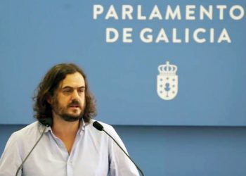 Antón Sánchez leva ao Parlamento de Galicia á volta á xestión pública das residencias privatizadas por Feijóo