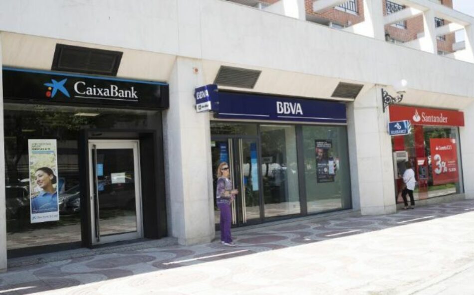 CGT se reúne con el grupo parlamentario de Unidas Podemos para tratar el ERE en BBVA S.A.