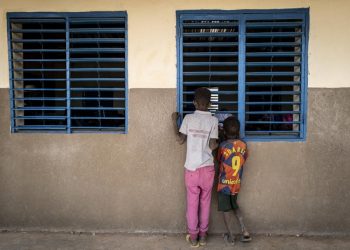 Burkina Faso: La inseguridad obliga a miles de refugiados malienses a abandonar un campamento